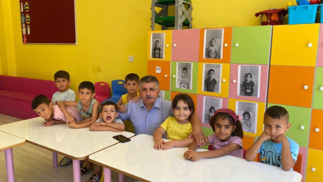 İlçe Milli Eğitim Müdürümüz Sayın Faruk ERDAŞ'ın Anaokulu Ziyareti
